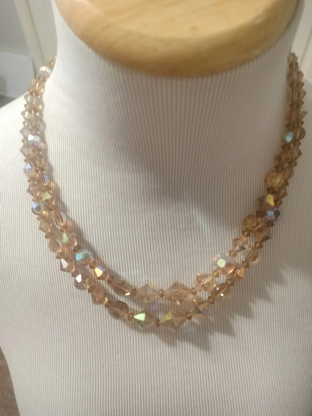 Aurora Borealis VTG Double Strand Crystal Bead 18